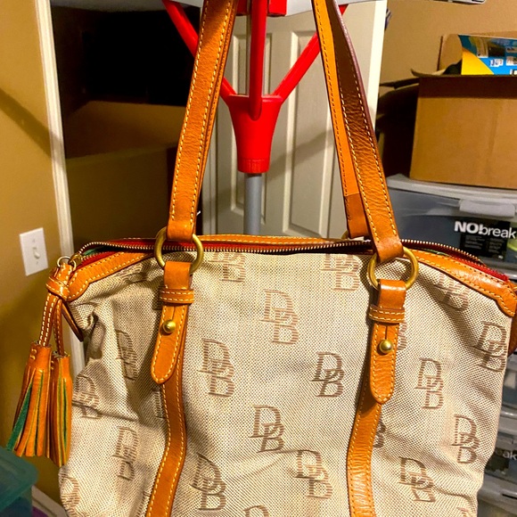 Dooney & Bourke Monogram Shoulder Handbag - Picture 4 of 8